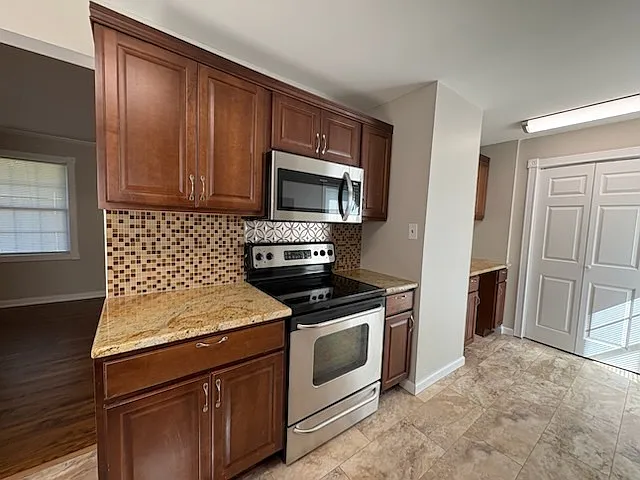 125 Azalea Rd — Photo 8
