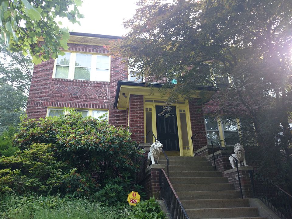 2nd image of 262 Winchester St