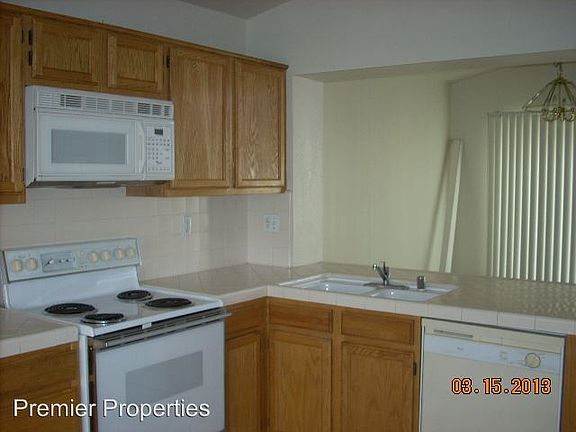 4th image of 2378 E Goshen Ave