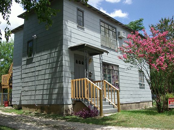2nd image of 715 Fair Ave