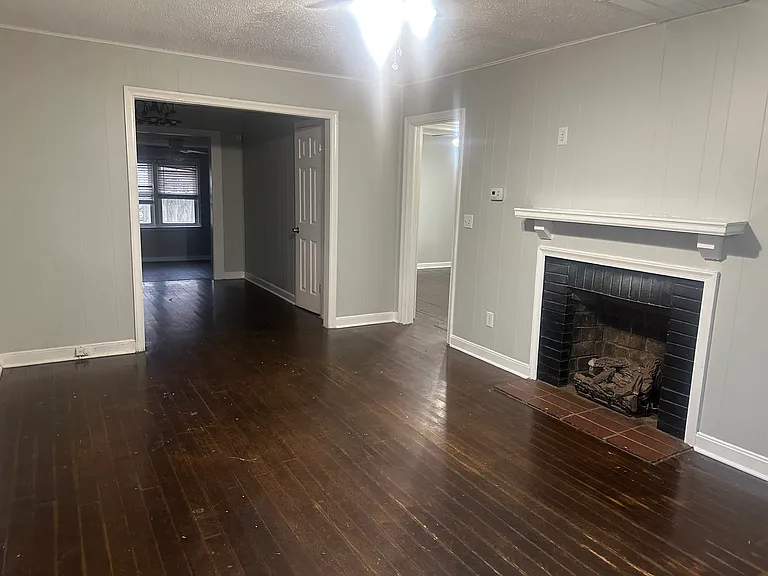 3909 Cypress Ave SW — Photo 5