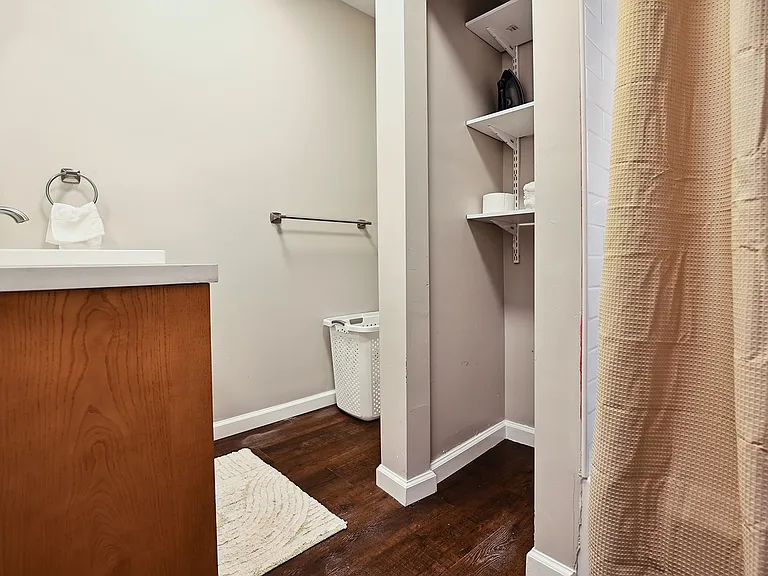 5641 Cates Ave #B-2 — Photo 14
