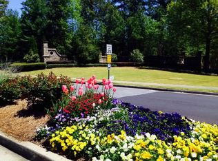 6400 Whitestone Pl, Johns Creek, GA 30097