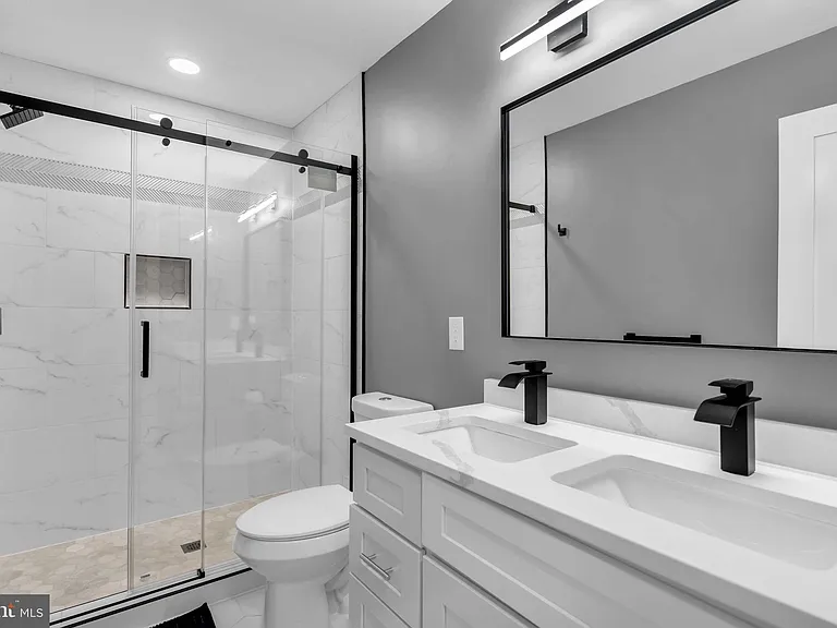 1505 W St SE #1 — Photo 12