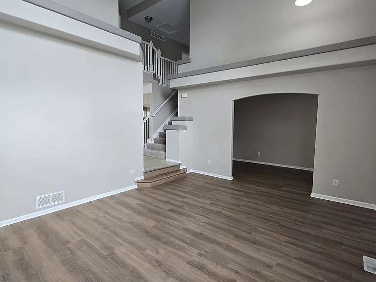 5058 Ashbrook Cir — Photo 1