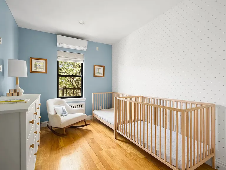 157 President St #4 — Photo 4
