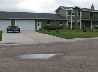 801 Elm Ave, Grant, NE 69140