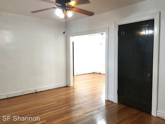 3rd image of 4141A Magnolia Ave APT 2