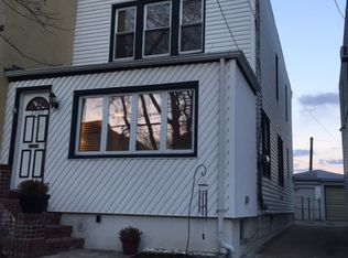 7727 79th Pl, Glendale, NY 11385