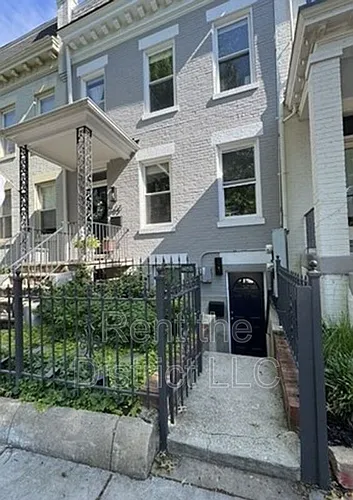 605B Kenyon St NW Photo 1 605B Kenyon St NW Photo 1
