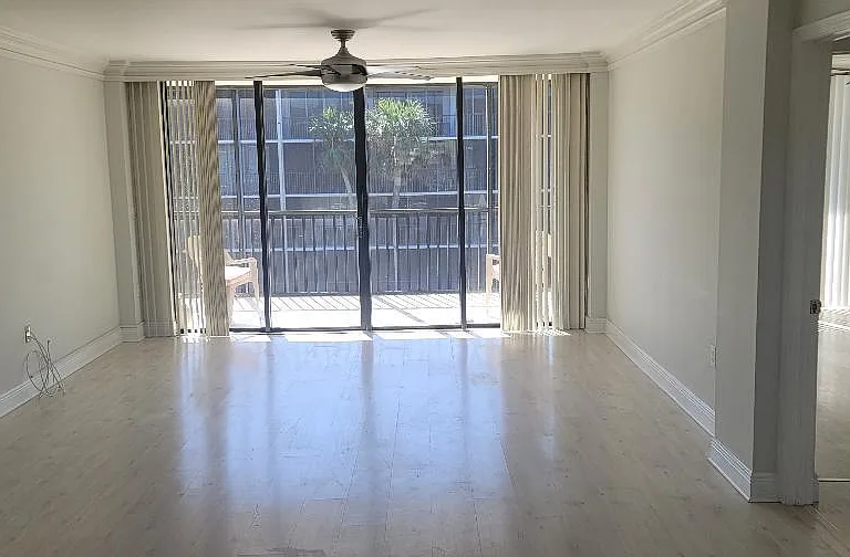 2424 N Federal Hwy #309 — Photo 12