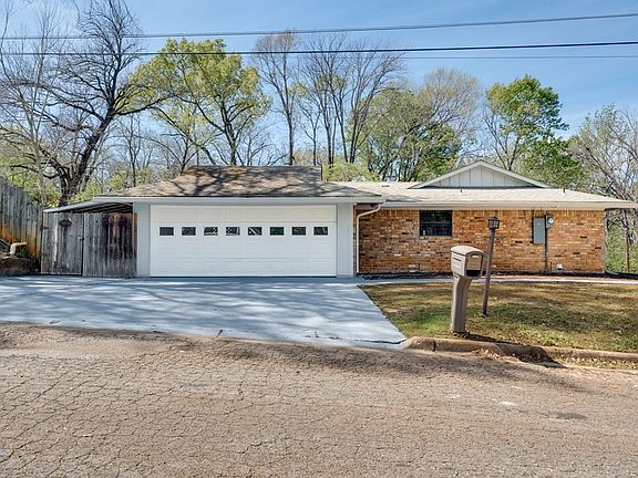 3rd image of 1112 Swanson Dr