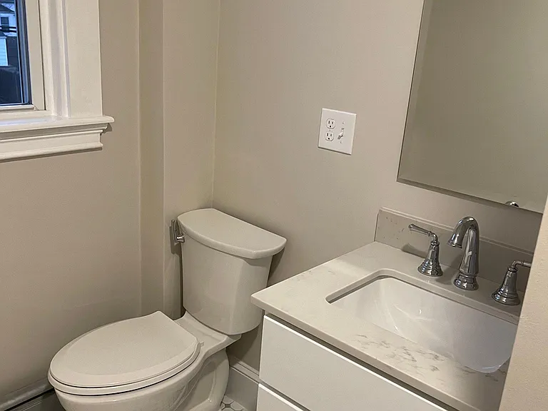 5 Fayette St #5 — Photo 17