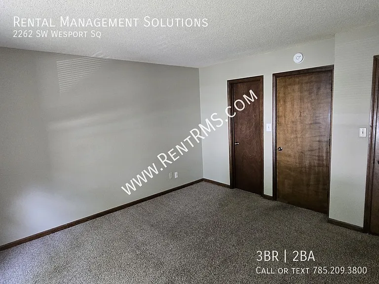 2262 SW Westport Sq — Photo 7