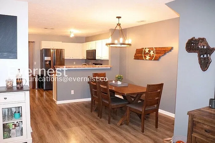 2 bed, 3.0 bath, 1216 sqft, $1,550 — Photo 4