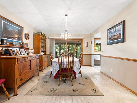 4th image of 1 Madley Ln