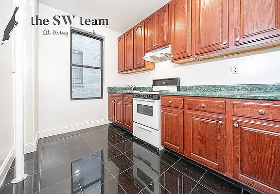 3rd image of 635 W 170th St APT 4E