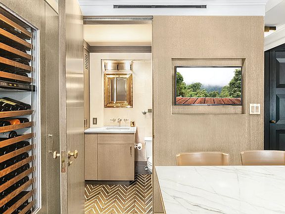 5th image of 50 E 79th St APT 5E