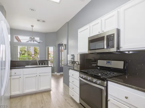 2921 Laverton Dr, Las Vegas, NV 89134