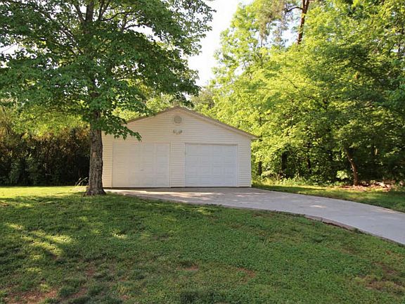 4th image of 3024 Marvin Cir