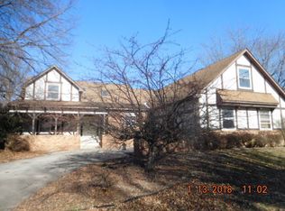 3910 Farmington Dr, Champaign, IL