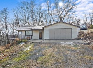 307 Harbinson Rd, Beaver Falls, PA 15010