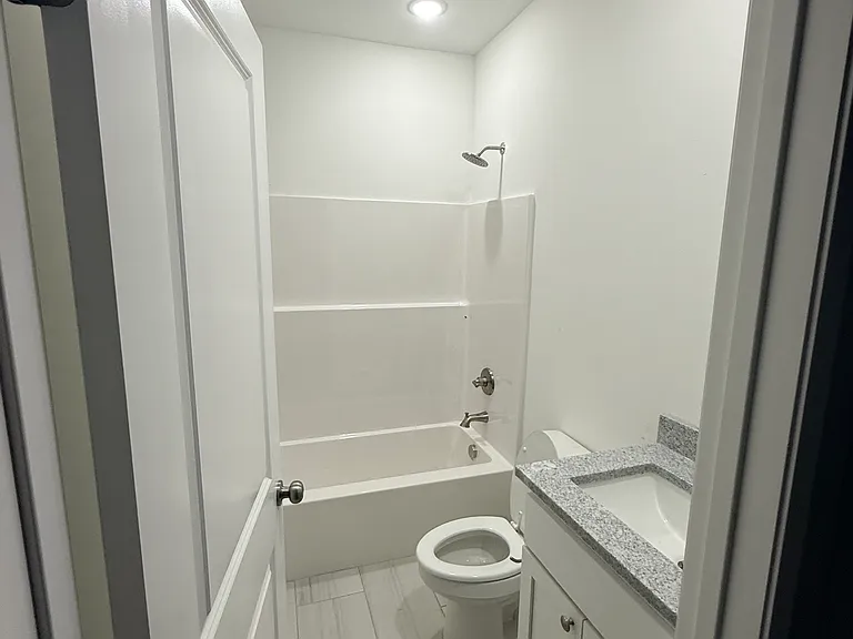 1025 E Hobson Ave #A — Photo 8