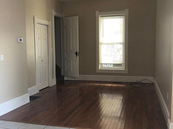 4th image of 131 E Penn St APT 2