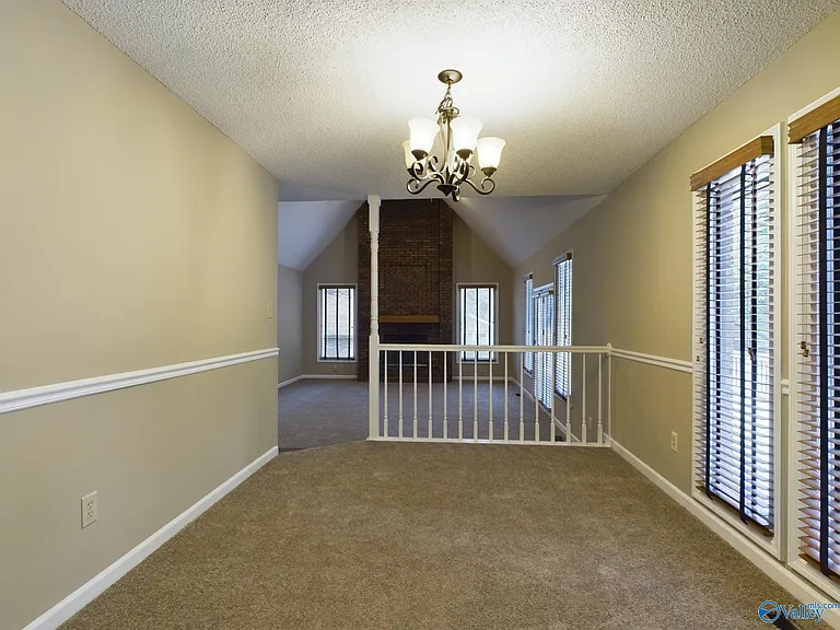 1016 Seina Vista Dr — Photo 11