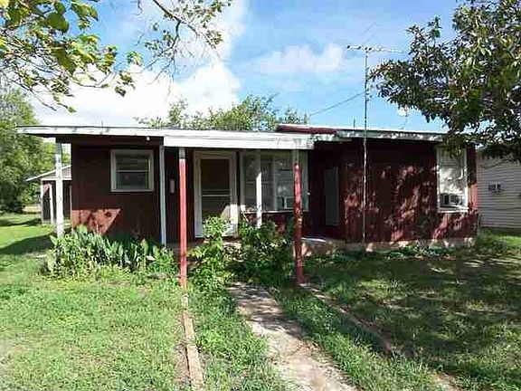2nd image of 313 Pebble Dr