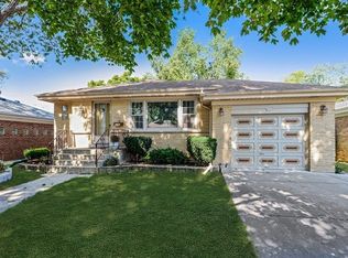 5742 N Rogers Ave, Chicago, IL 60646