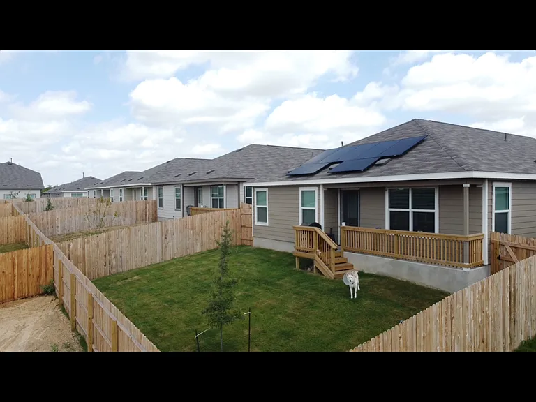 14018 Machete Park — Photo 2