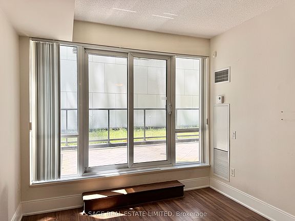 5th image of 560 Front St W #206