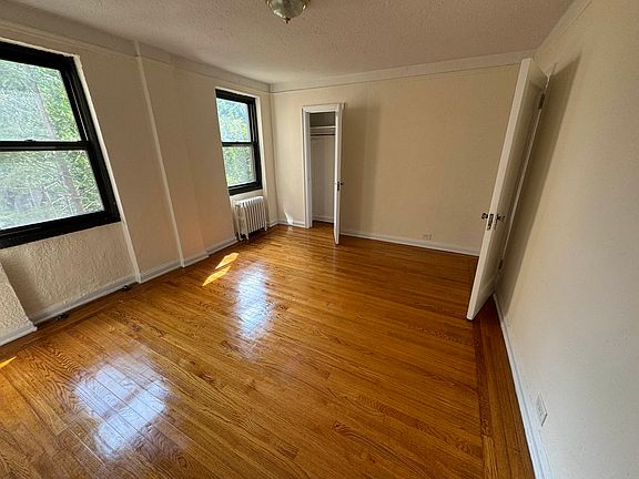 3rd image of 2733 Netherland Ave #3C