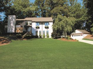 1656 Trotters Ln, Stone Mountain, GA 30087