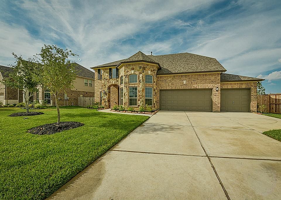1st image of 33554 Green Prairie Dr