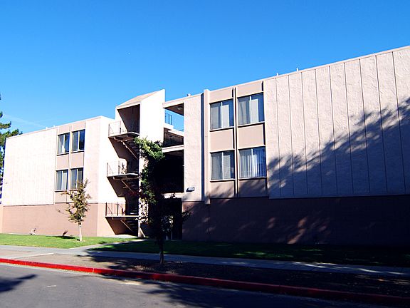 4th image of 1220 Garbo Way #208