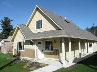 827 E Victoria Ave, Burlington, WA, 98233