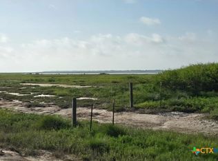 203 Powderhorn Ln, Port Lavaca, TX 77979