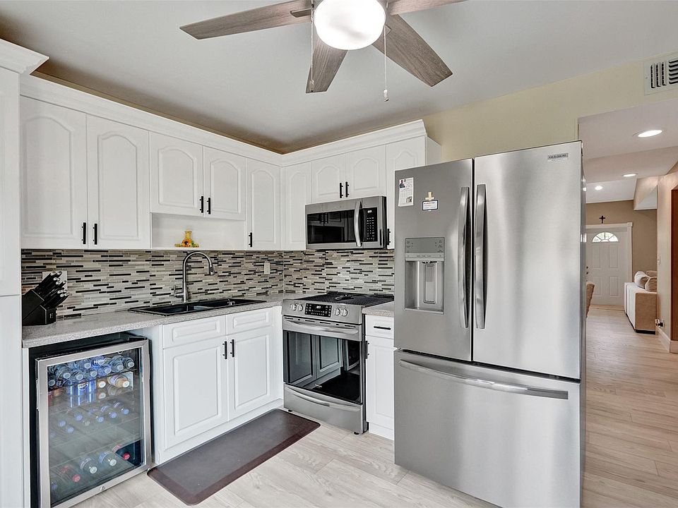1st image of 11103 NW 37th Street