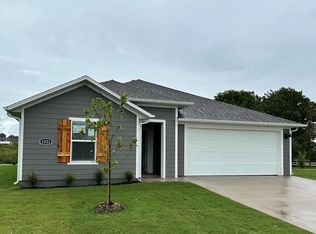 1021 Rently St, Prairie Grove, AR 72753