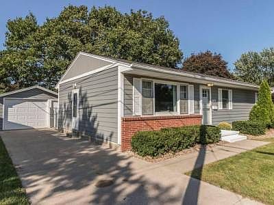 1st image of 617 Barr Dr