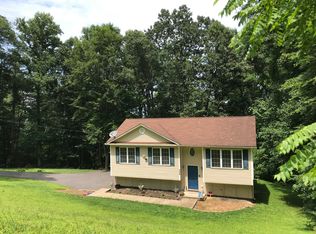 394 Elinore Ln, Front Royal, VA 22630