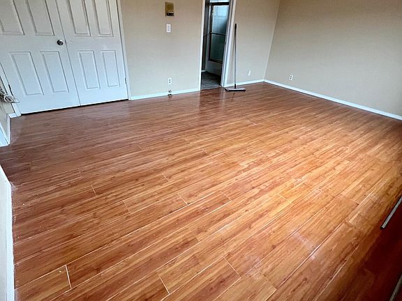5th image of 1093 Horcajo Cir