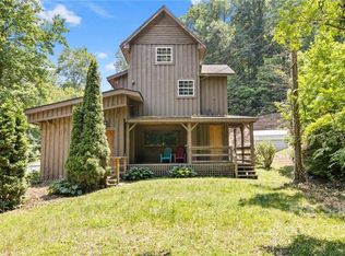 1016 Poison Cove Rd, Clyde, NC 28721