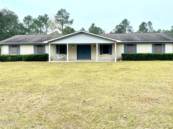 5905 Wildwood Rd, Moss Point, MS 39562