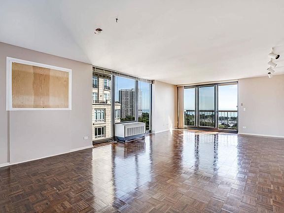 4th image of 2500 N Lakeview Ave APT 1705
