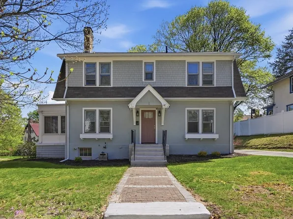1 Kenilworth Rd, Worcester, MA 01602