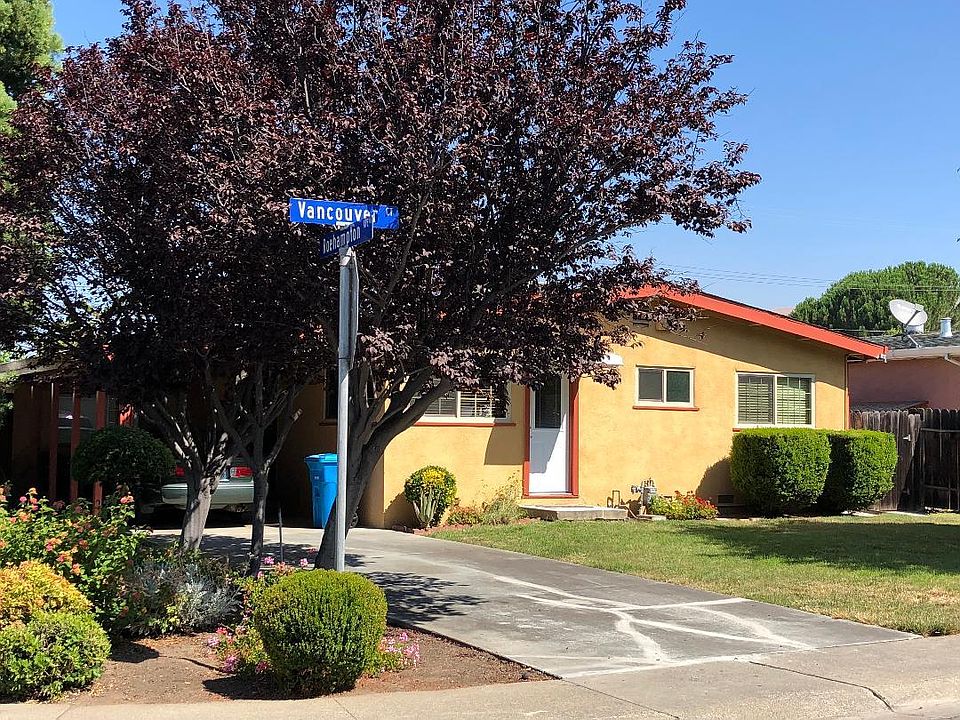 1st image of 14371 Vancouver Ct