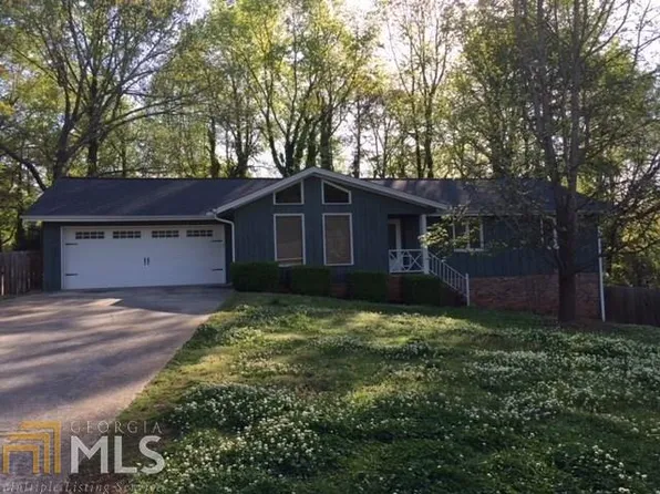 4131 Springlake Cir, Buford, GA 30519